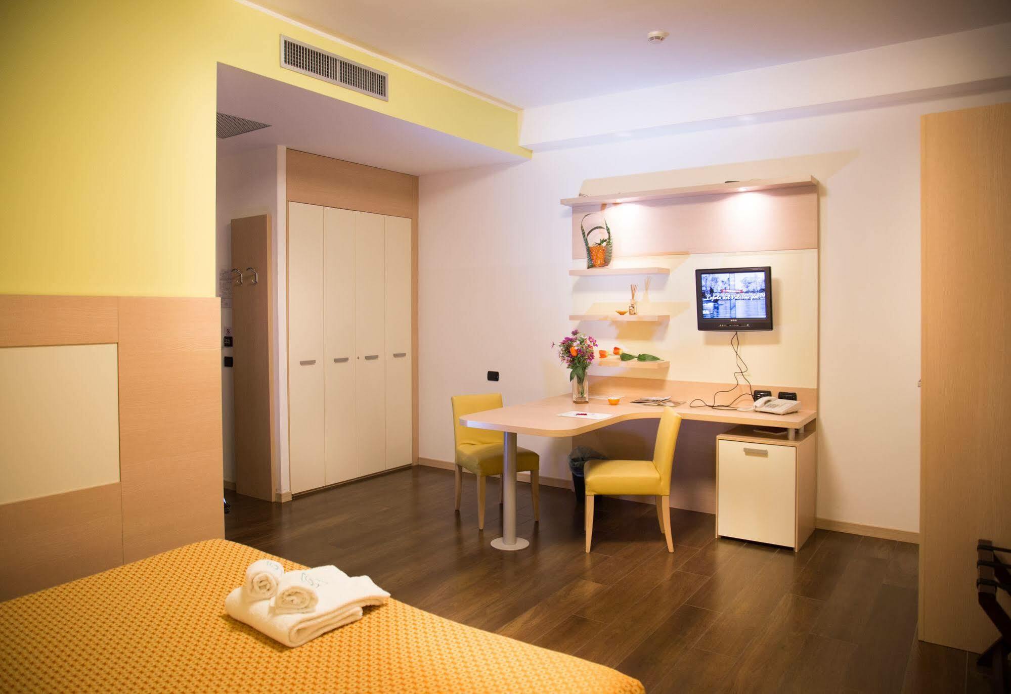 Groane Hotel 3*